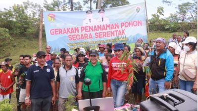 Pimpin Gerakan Tanam Pohon Serentak di Belu, Asisten Umbu Niko Baca Sambutan Wapres RI